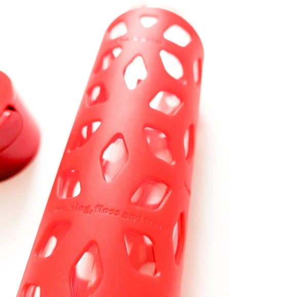 Lululemon Pure Focus Glass Water Bottle - Red - Picture 14 of 16